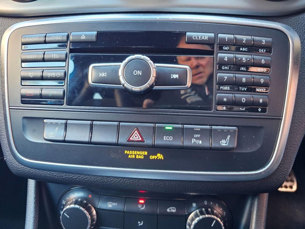 MERCEDES-BENZ GLA CLASS