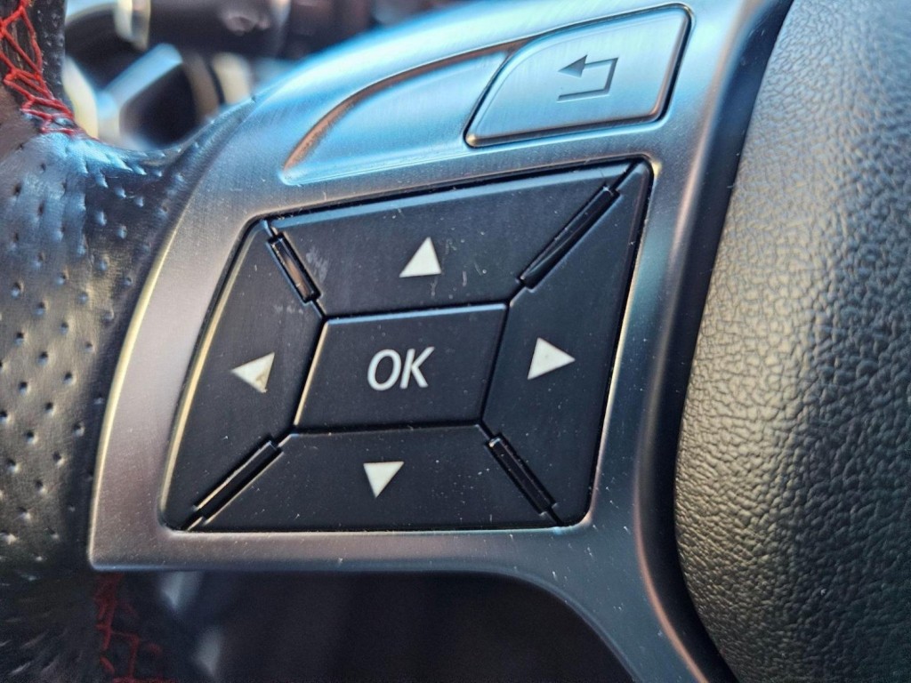 MERCEDES-BENZ GLA CLASS