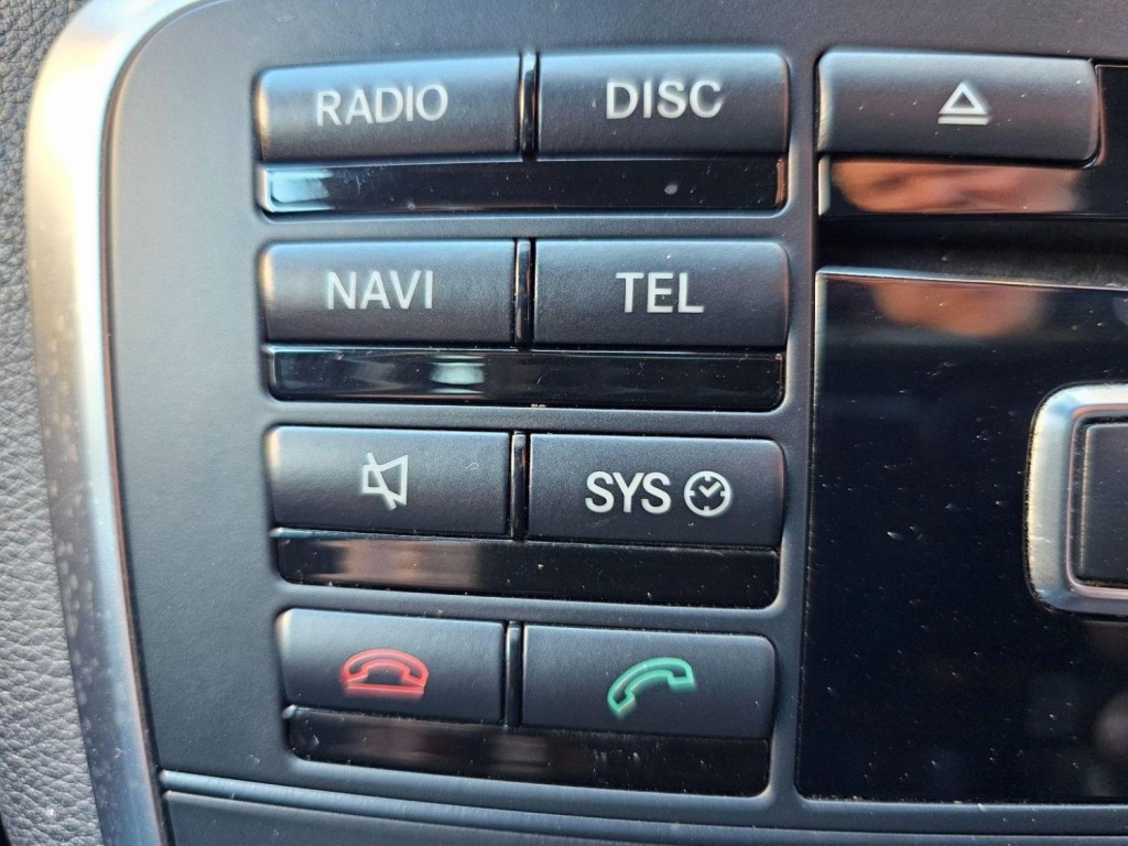 MERCEDES-BENZ GLA CLASS