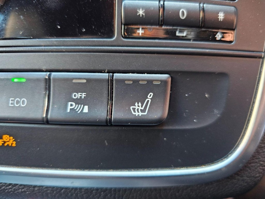 MERCEDES-BENZ GLA CLASS