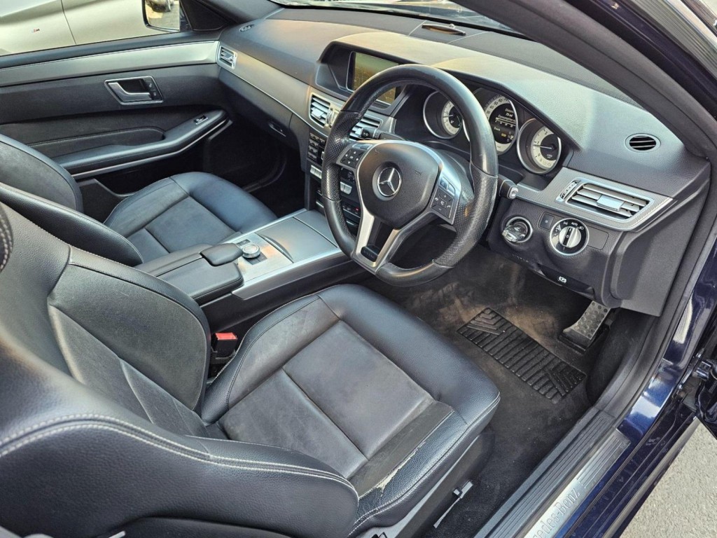 MERCEDES-BENZ E CLASS