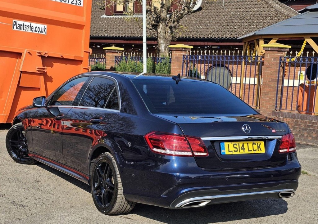 MERCEDES-BENZ E CLASS