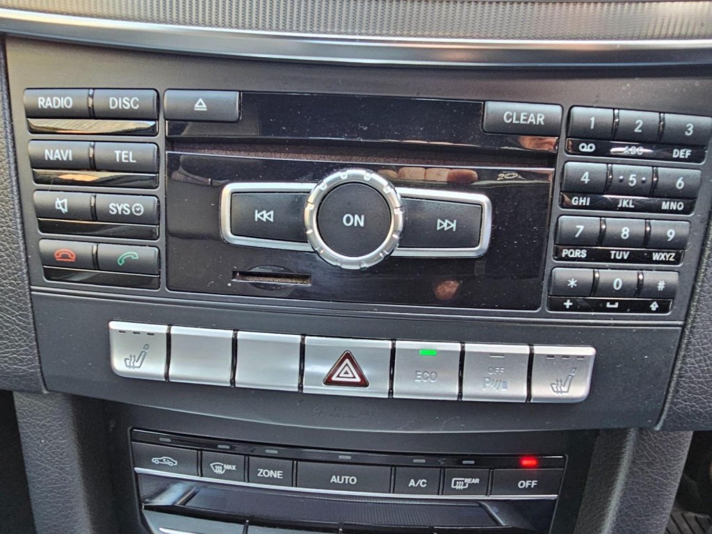 MERCEDES-BENZ E CLASS