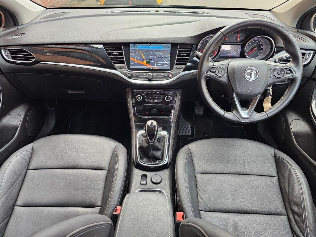 VAUXHALL ASTRA