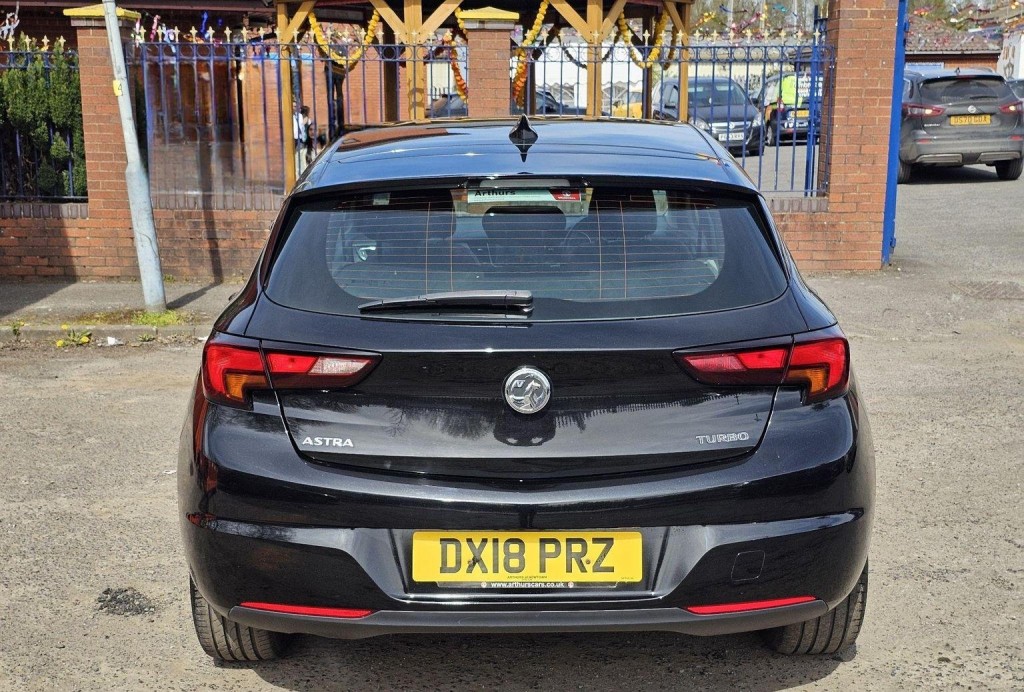 VAUXHALL ASTRA