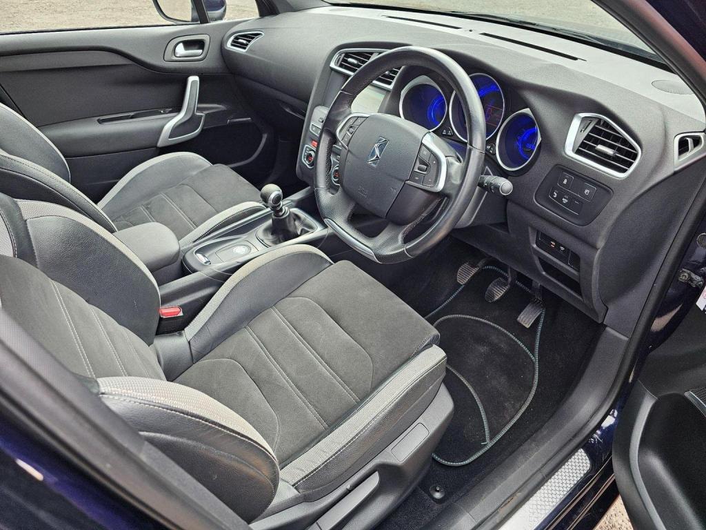 DS AUTOMOBILES DS 4