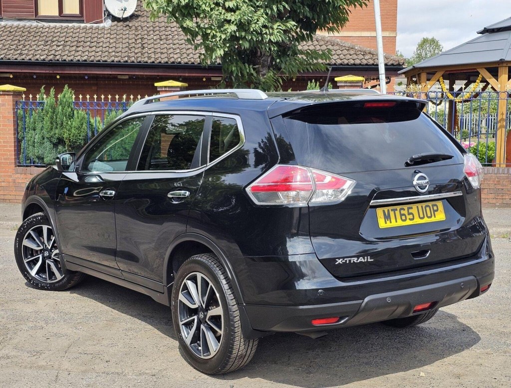 NISSAN X-TRAIL