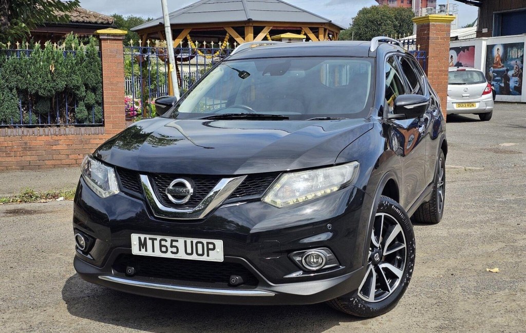 NISSAN X-TRAIL