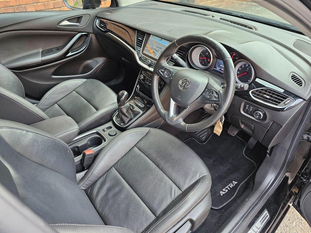 VAUXHALL ASTRA