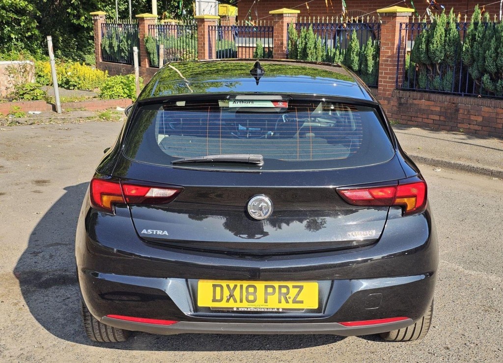 VAUXHALL ASTRA