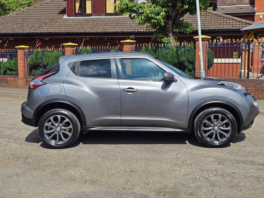 NISSAN JUKE