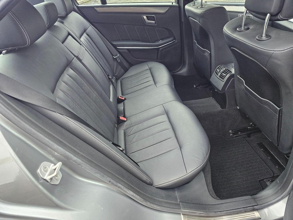 MERCEDES-BENZ E CLASS