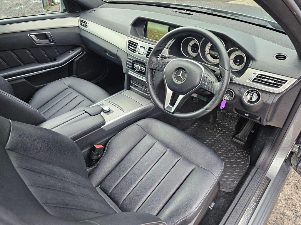 MERCEDES-BENZ E CLASS