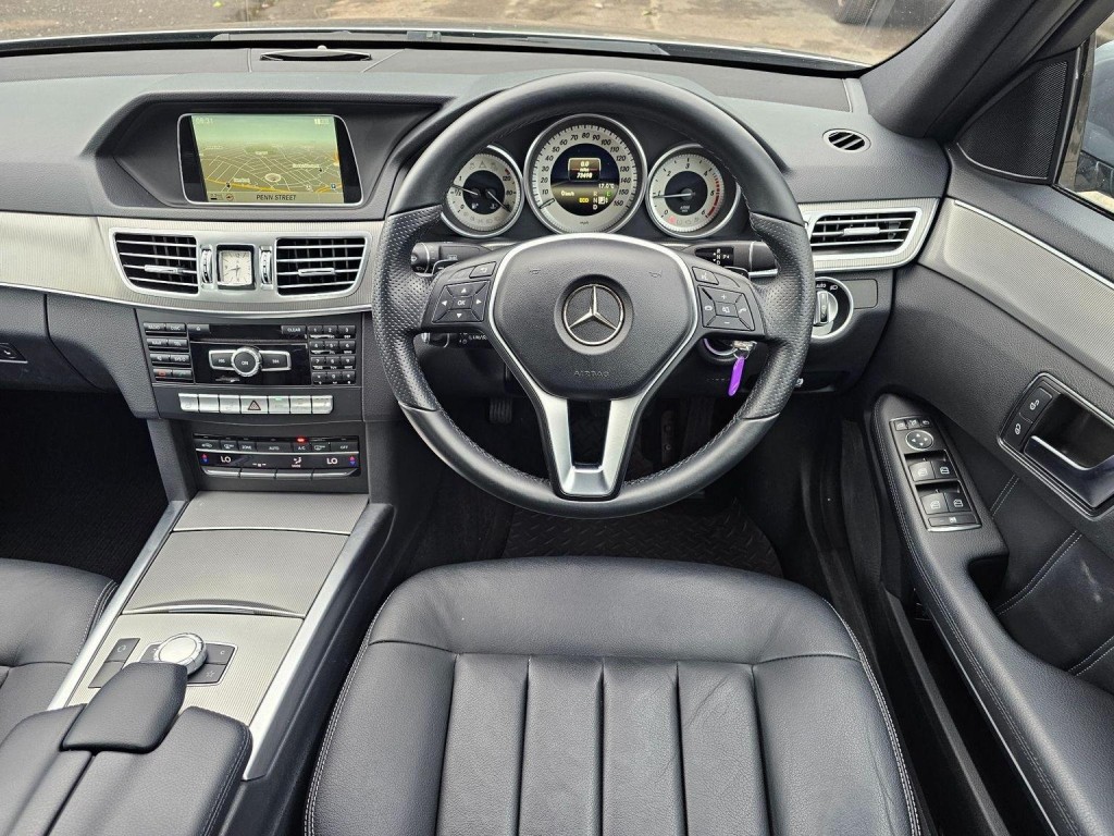 MERCEDES-BENZ E CLASS