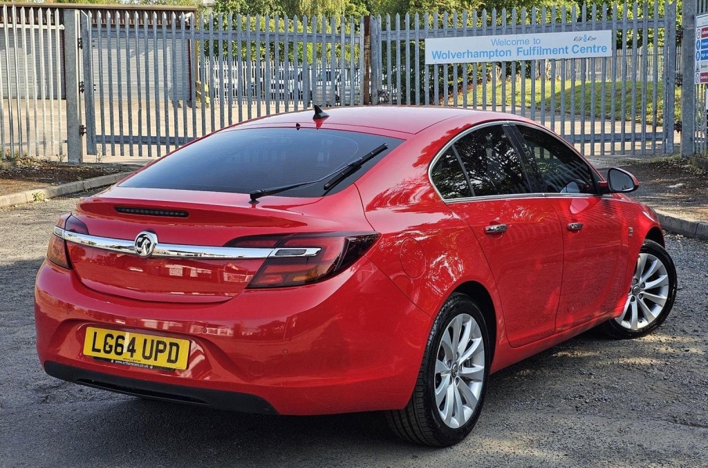VAUXHALL INSIGNIA