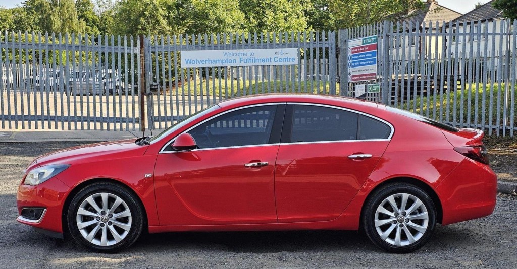 VAUXHALL INSIGNIA