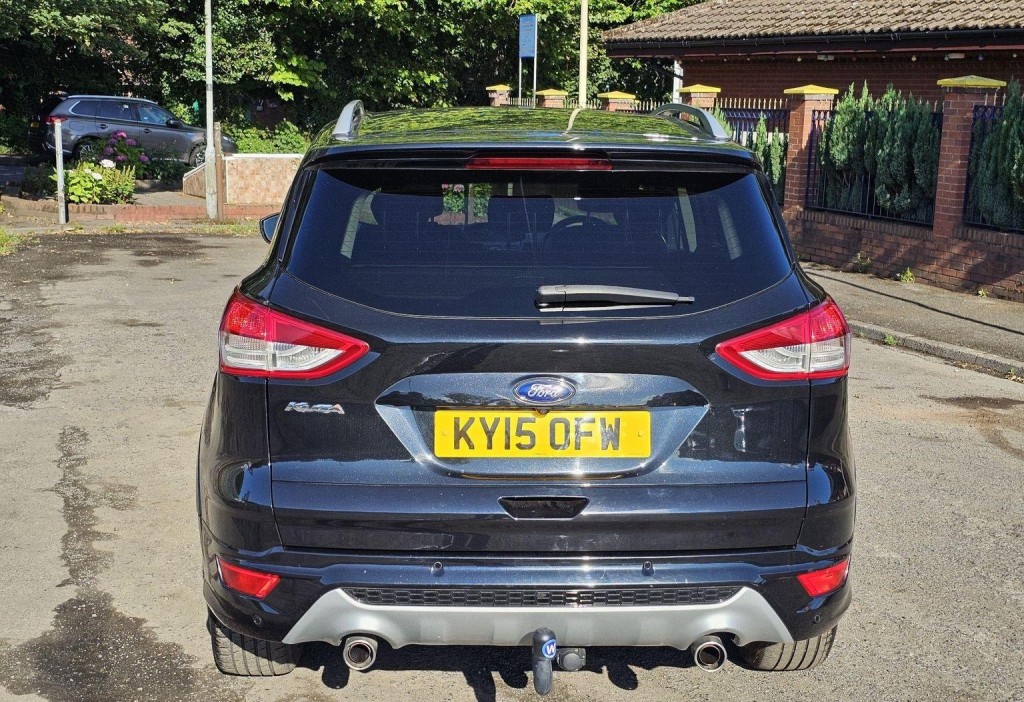 FORD KUGA