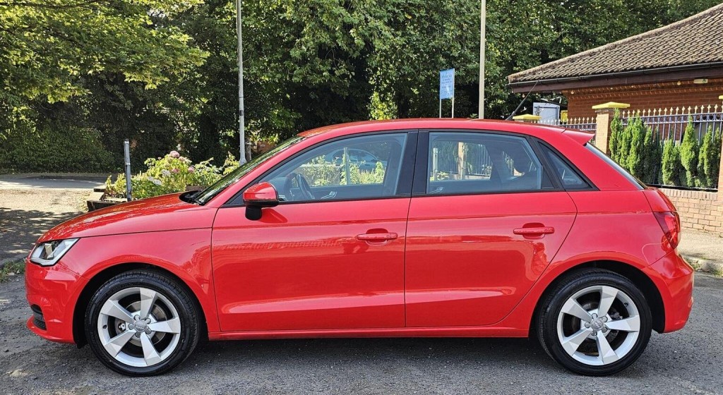 AUDI A1