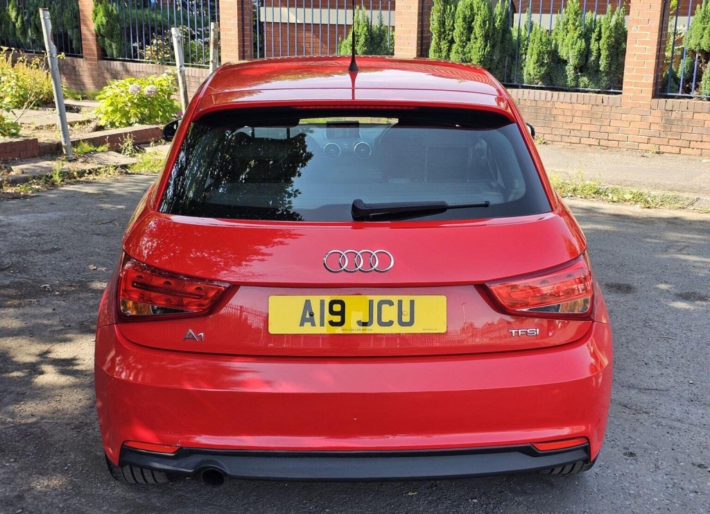 AUDI A1