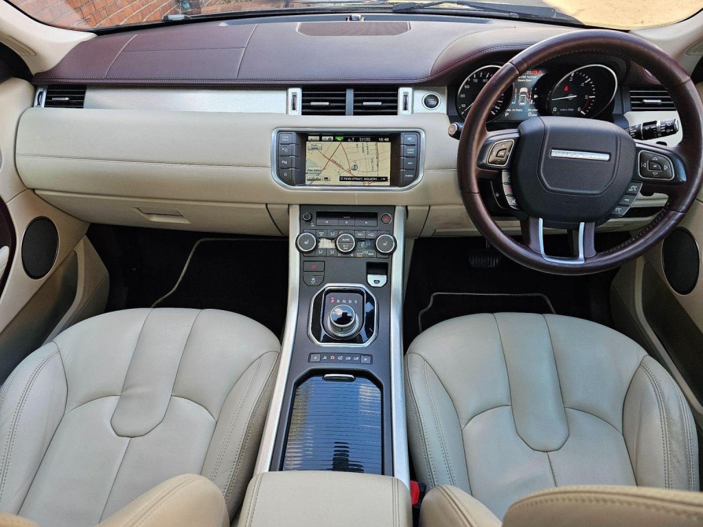 LAND ROVER RANGE ROVER EVOQUE