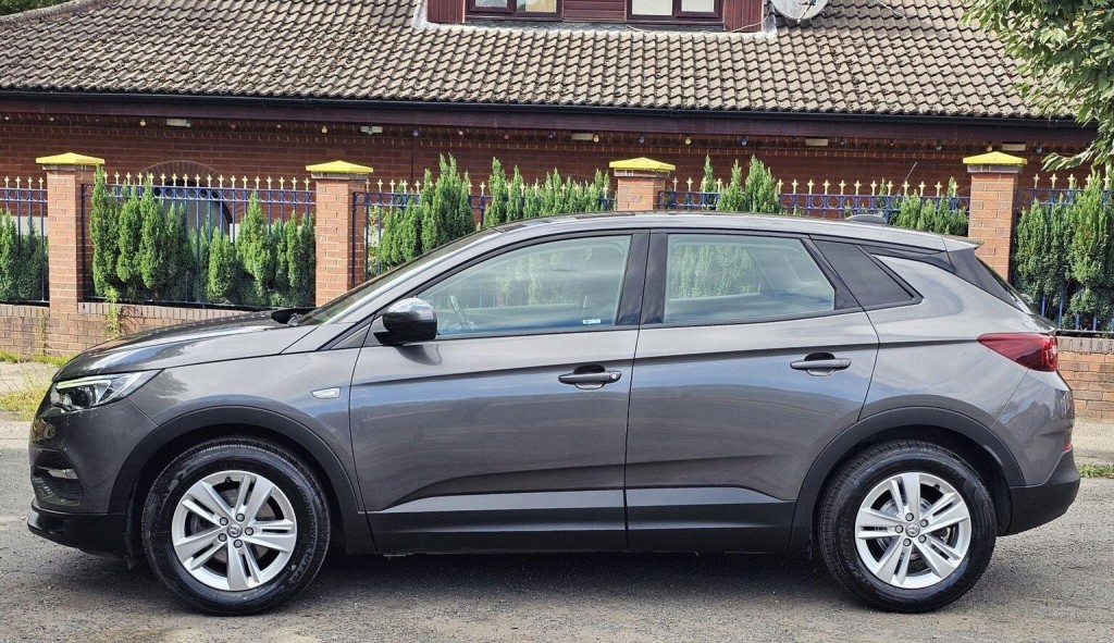 VAUXHALL GRANDLAND X