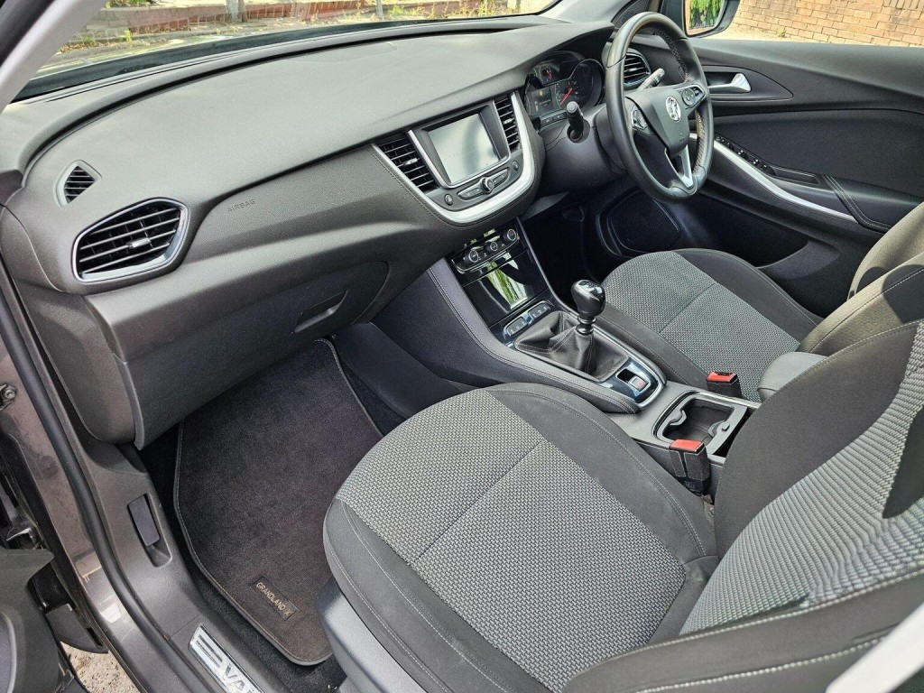 VAUXHALL GRANDLAND X