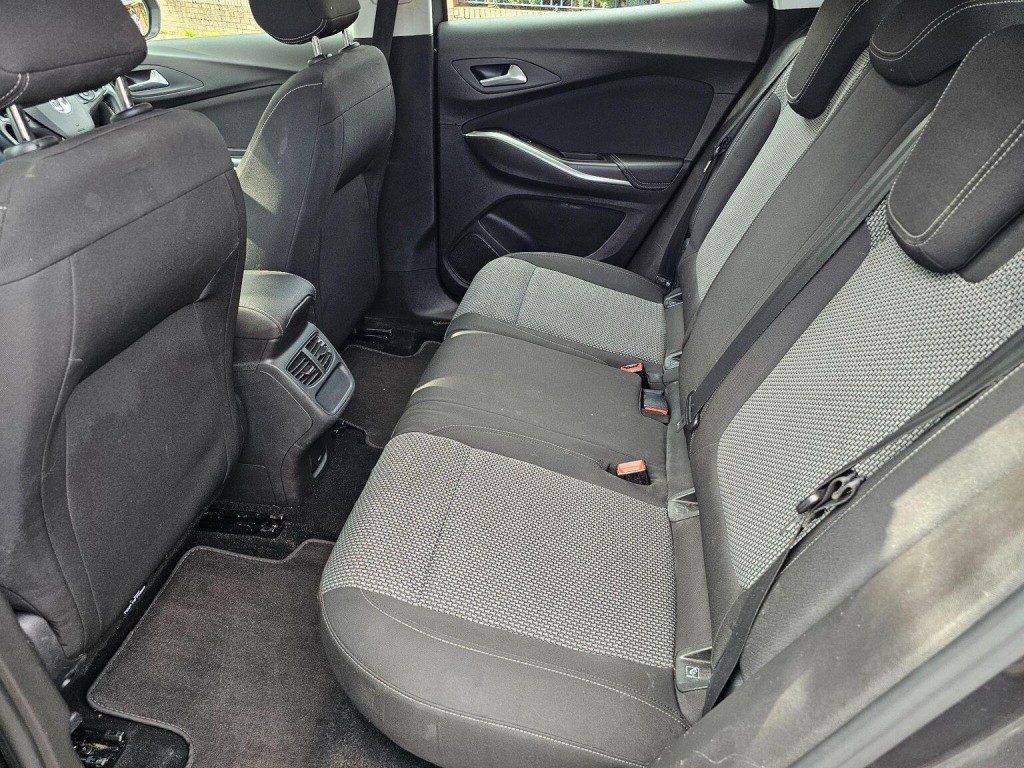 VAUXHALL GRANDLAND X