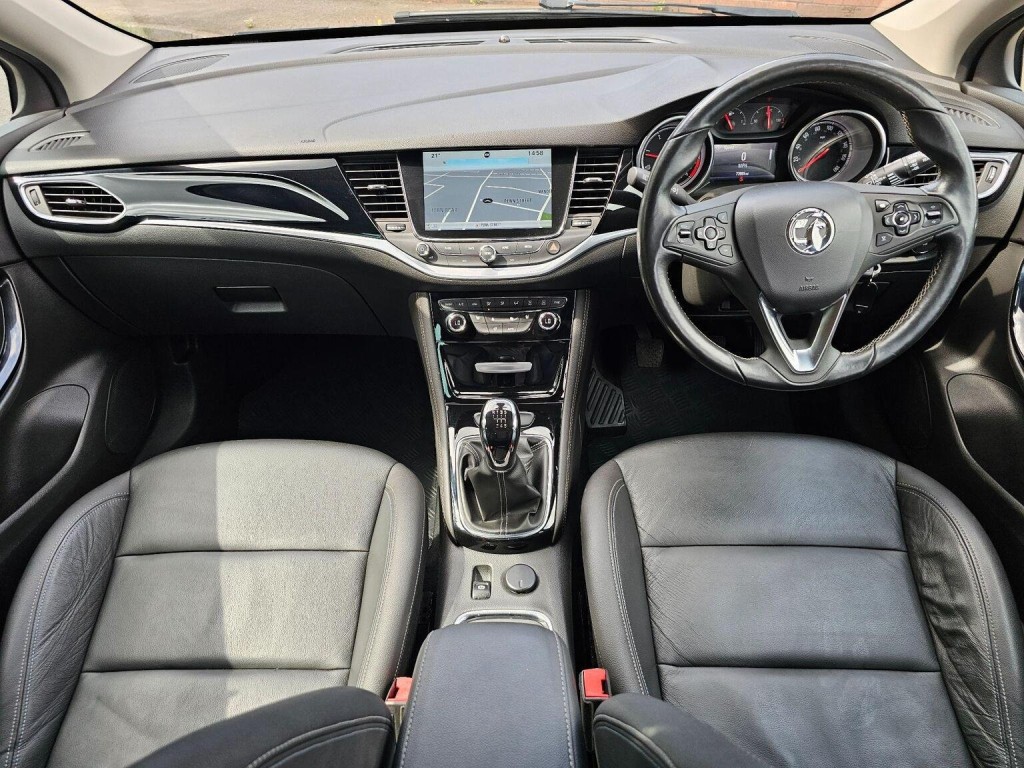 VAUXHALL ASTRA