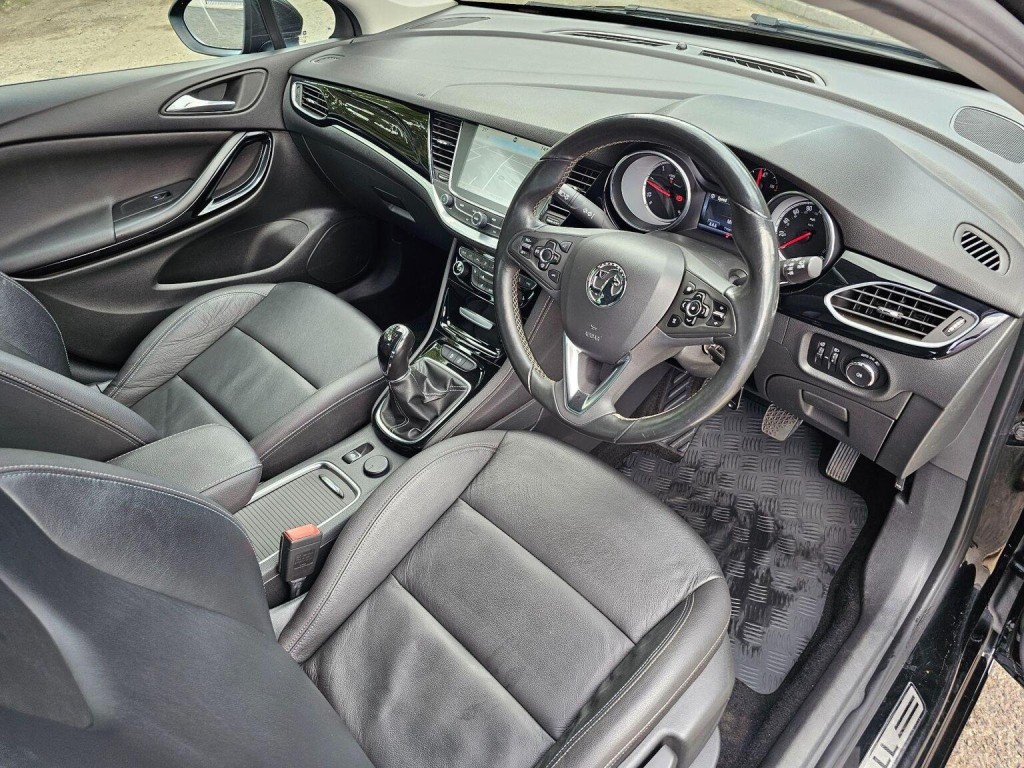 VAUXHALL ASTRA