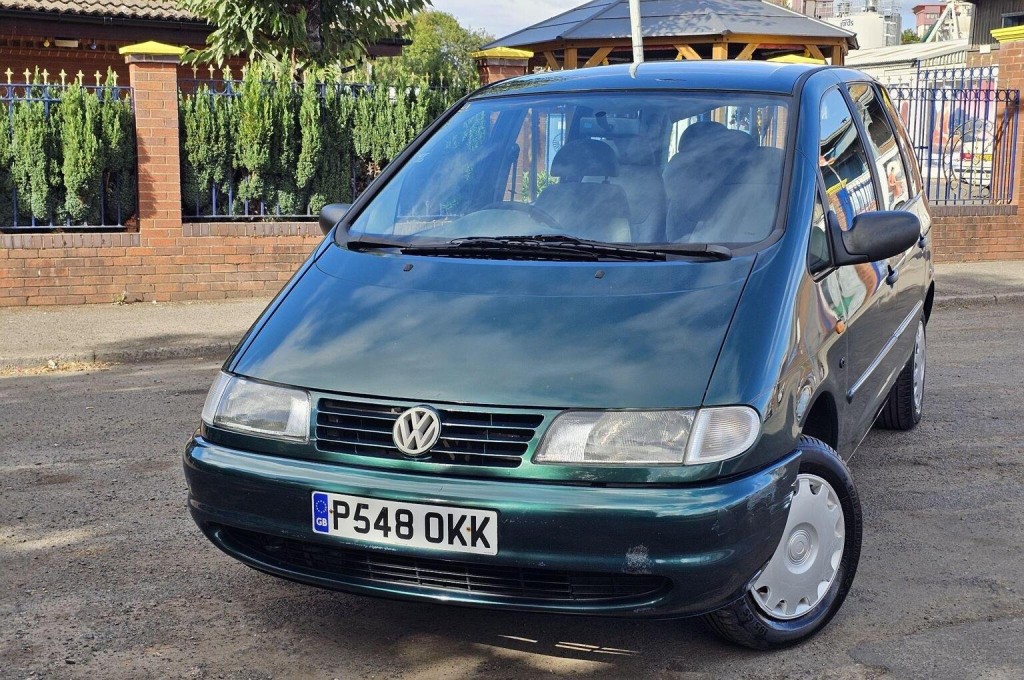 VOLKSWAGEN SHARAN