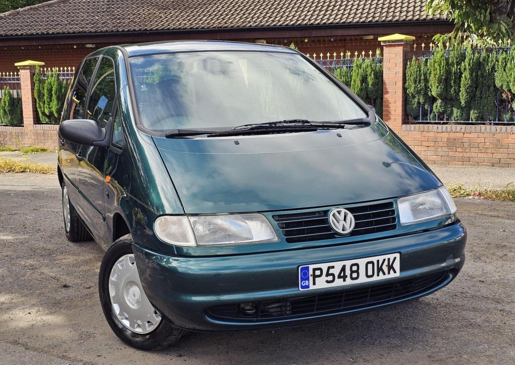 VOLKSWAGEN SHARAN