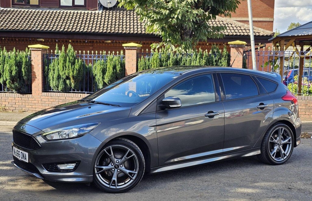 FORD FOCUS