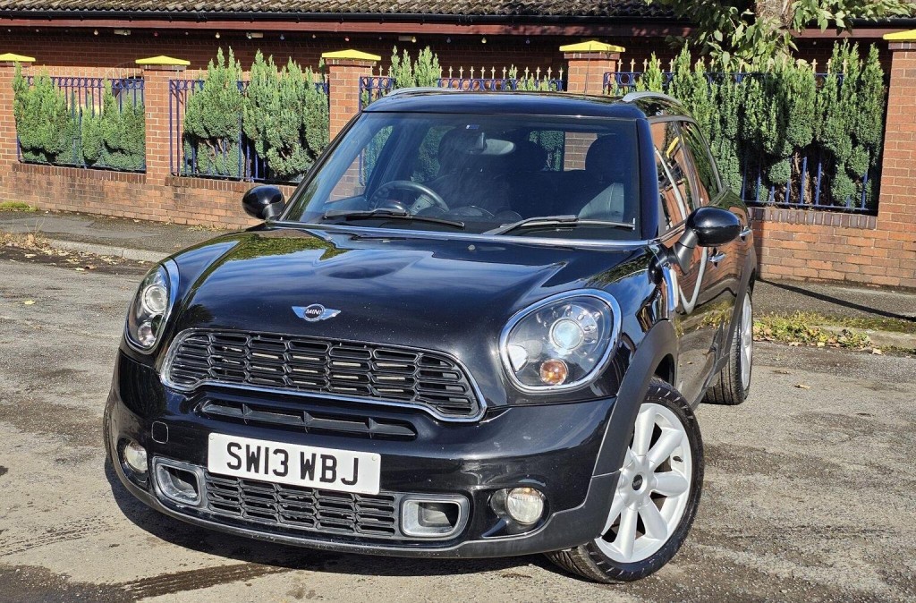 MINI COUNTRYMAN