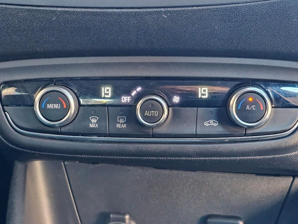 VAUXHALL CROSSLAND X