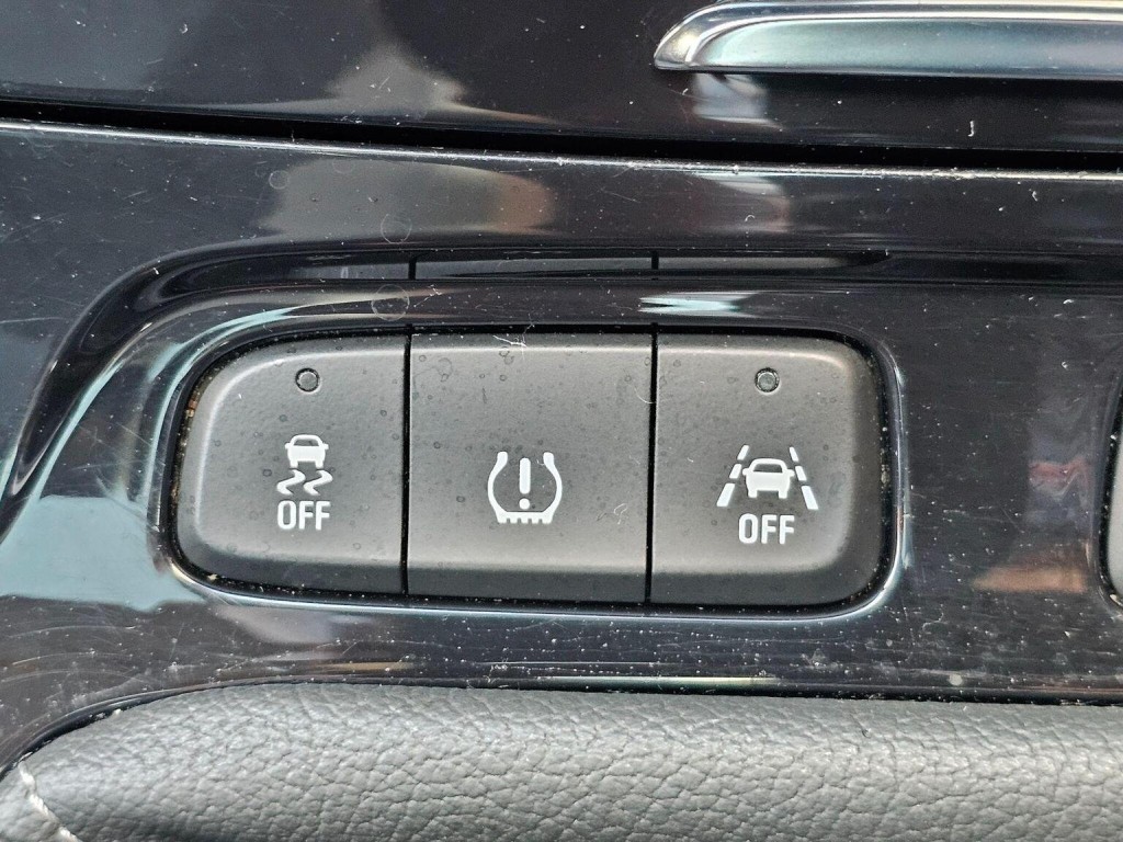 VAUXHALL GRANDLAND X