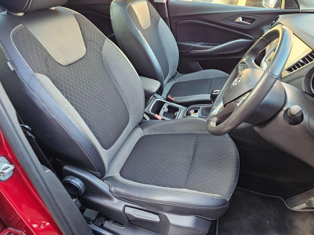 VAUXHALL GRANDLAND X