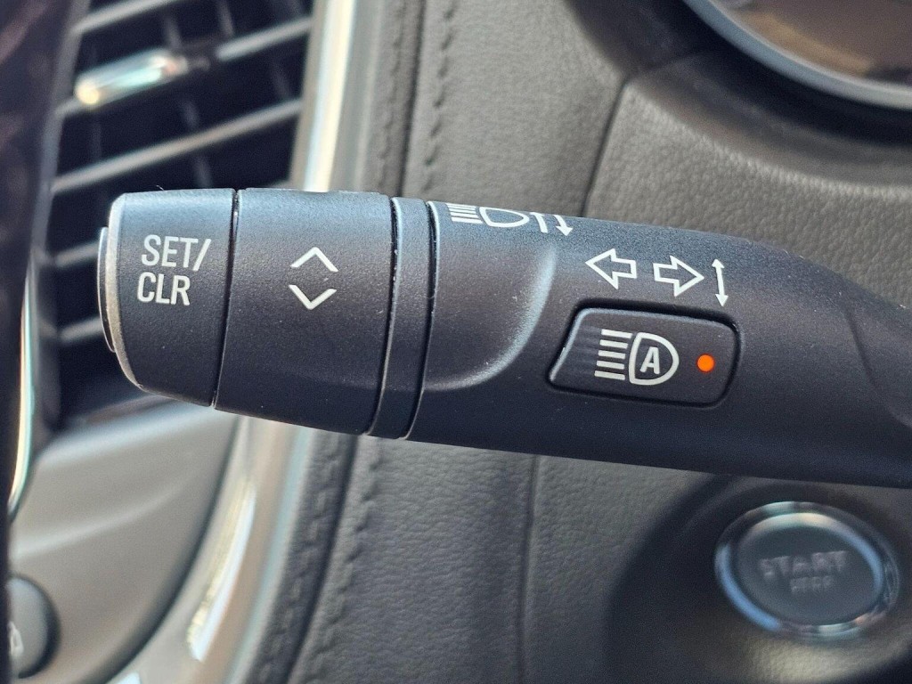 VAUXHALL GRANDLAND X