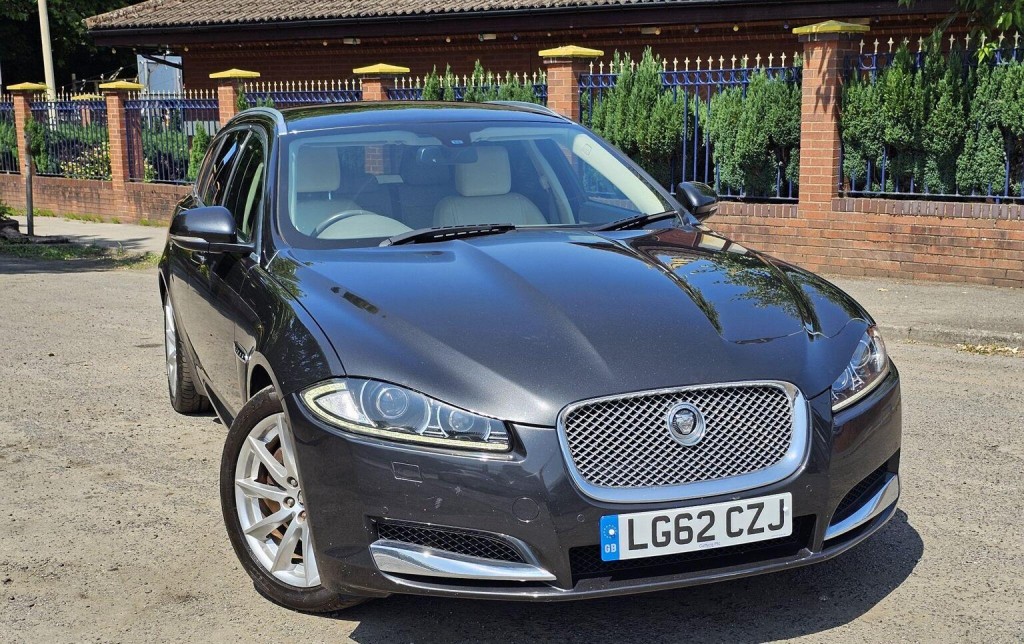 JAGUAR XF