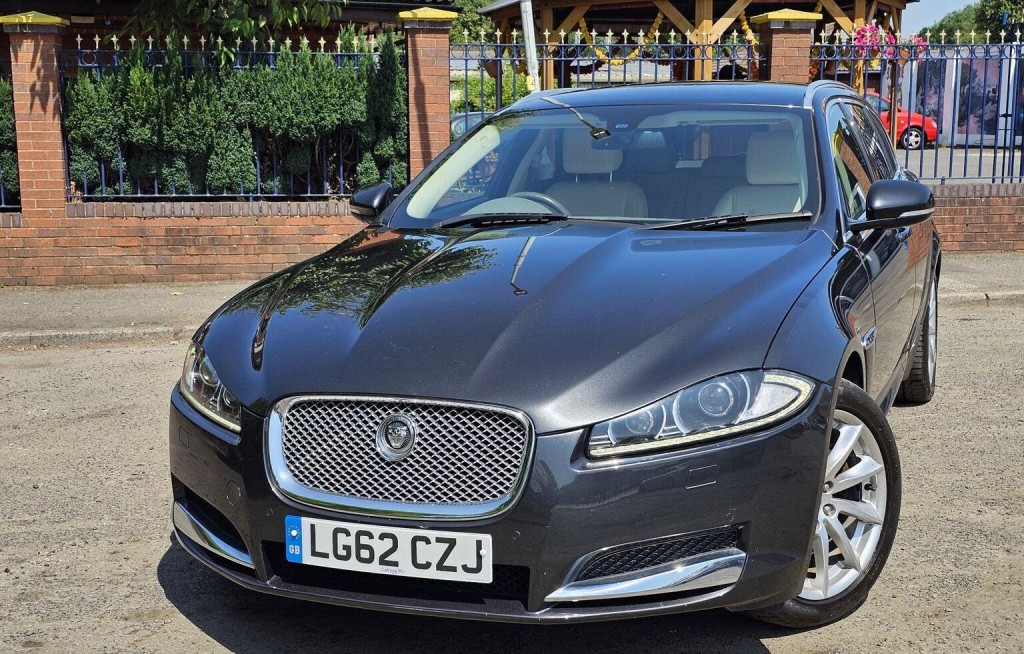 JAGUAR XF