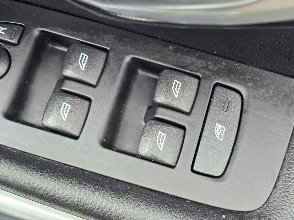 VOLVO V40 CROSS COUNTRY