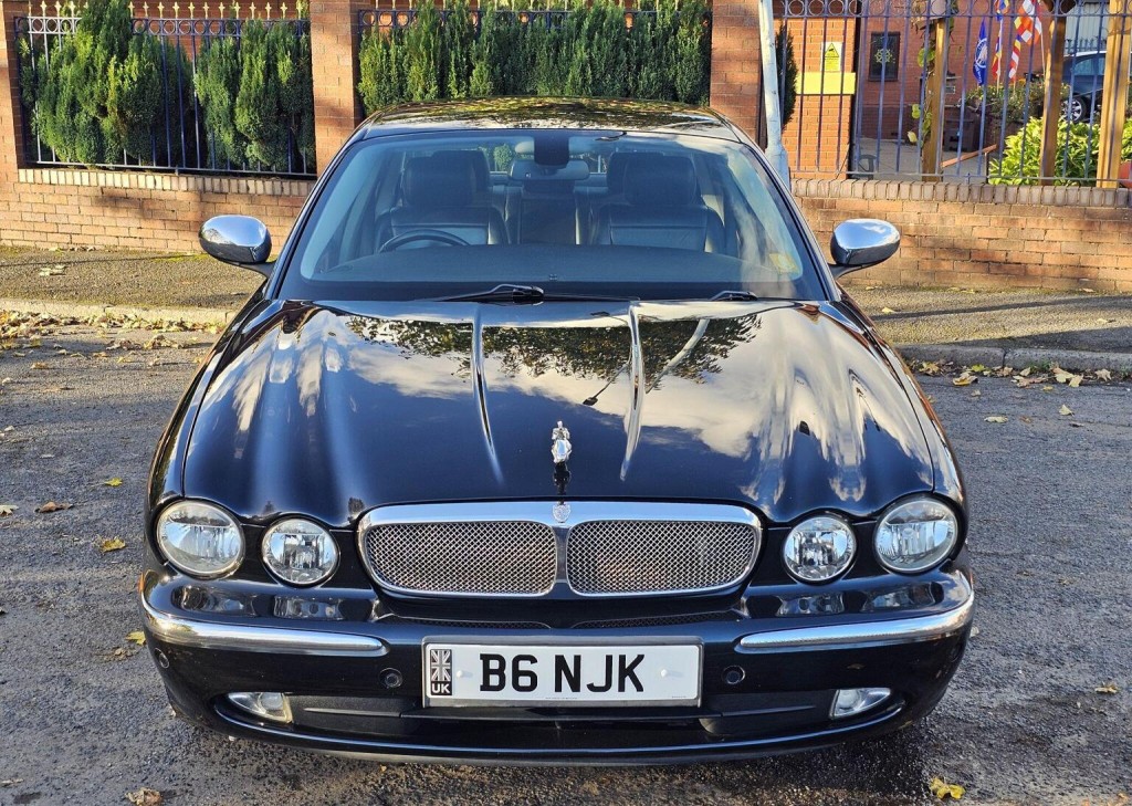 JAGUAR XJ