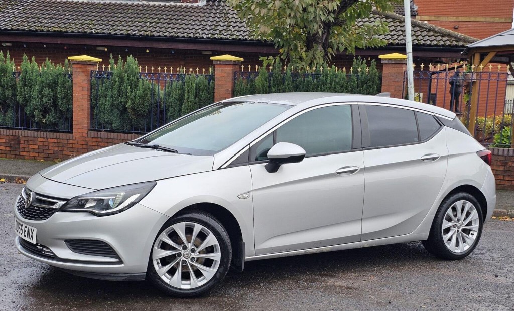 VAUXHALL ASTRA