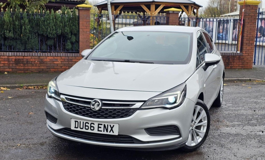 VAUXHALL ASTRA