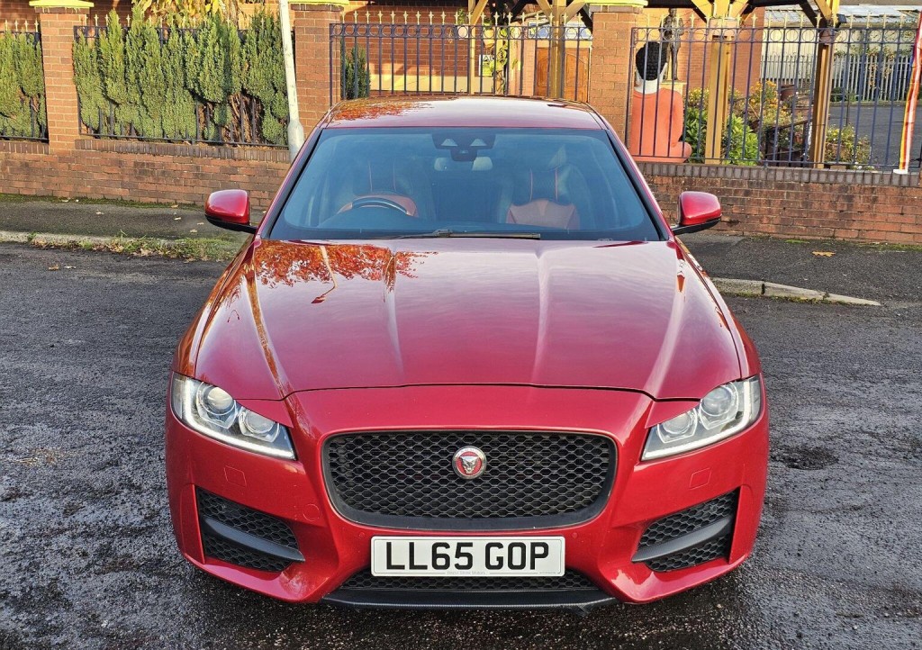 JAGUAR XF