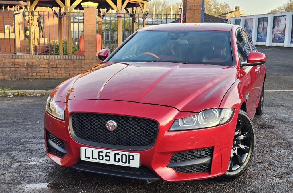 JAGUAR XF