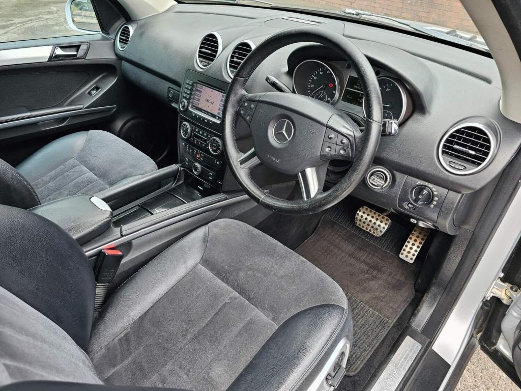MERCEDES-BENZ M CLASS