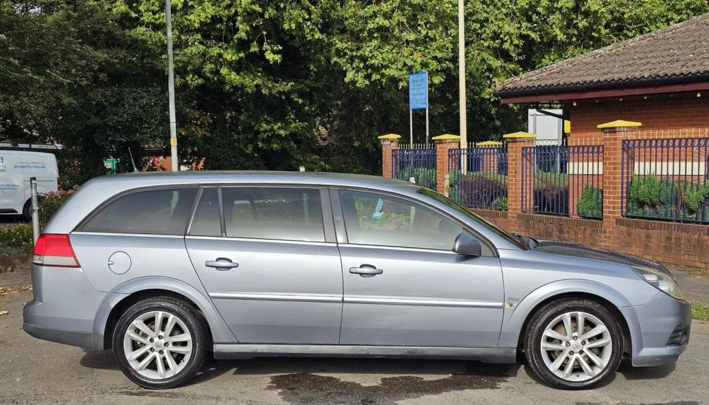 VAUXHALL VECTRA