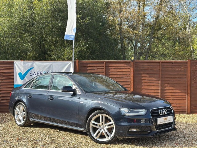 AUDI A4 2.0 TDI S line Multitronic Euro 5 (s/s) 4dr