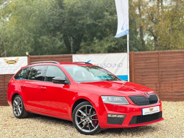 SKODA OCTAVIA 2.0 TDI vRS DSG Euro 6 (s/s) 5dr (SNav)
