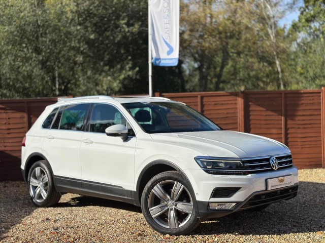 VOLKSWAGEN TIGUAN 2.0 TDI BlueMotion Tech SEL DSG 4Motion Euro 6 (s/s) 5dr
